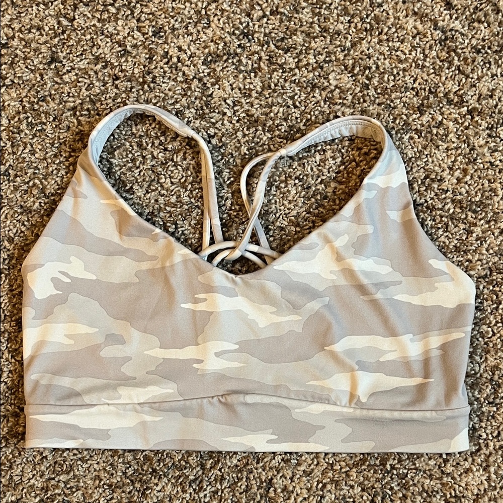 Athleta Strappy Solace Sports Bra - Grey Camo - Medium